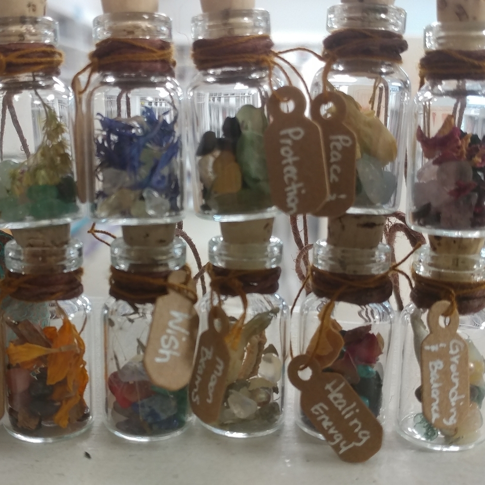 Protection Spell Bottle - Picture 4 of 4